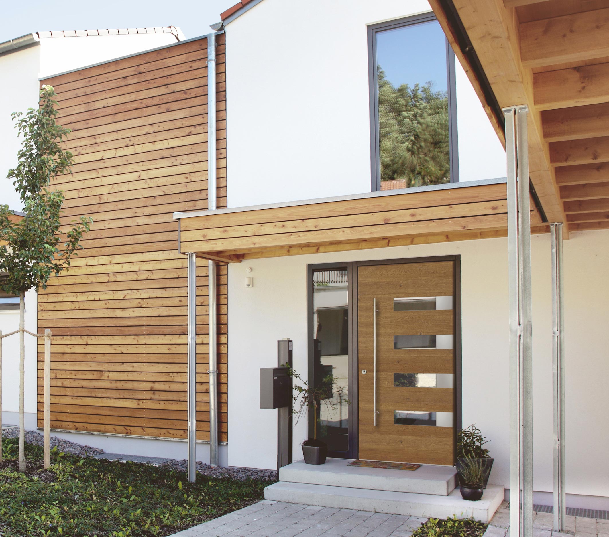 Individuelle Holz- und Holz-Aluminium-Haustüren nach Maß von Kneer-Südfenster